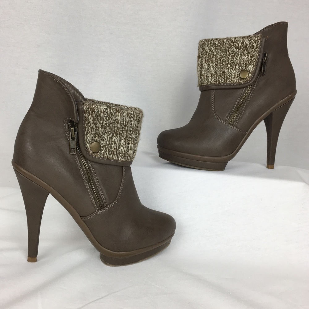 Wild Diva Brown Ankle Boots